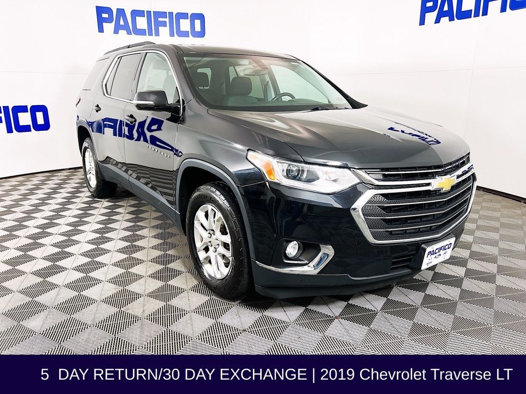 Used 2019 Chevrolet Traverse LT Cloth w/1LT SUV