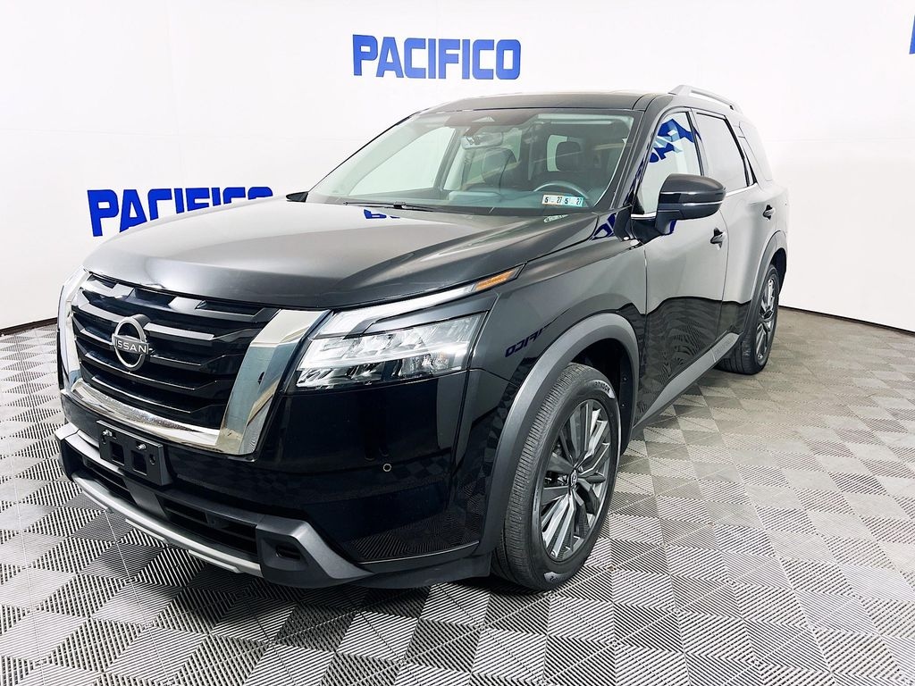Certified 2024 Nissan Pathfinder SL SUV