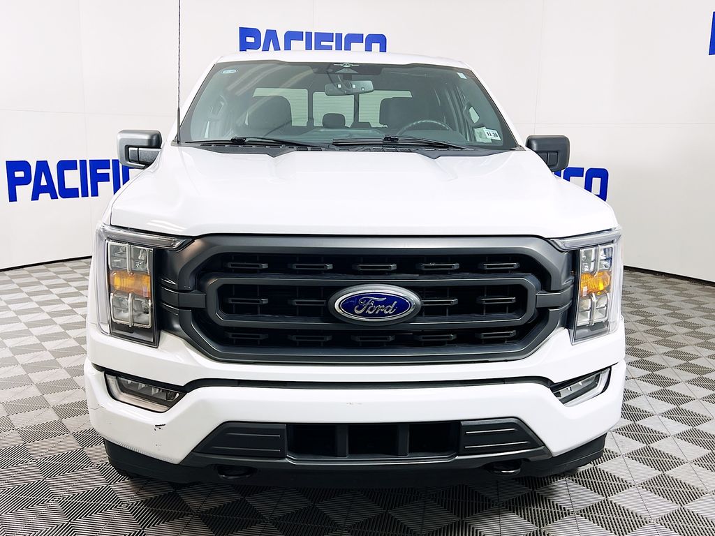 2023 Ford F-150 XLT photo 2