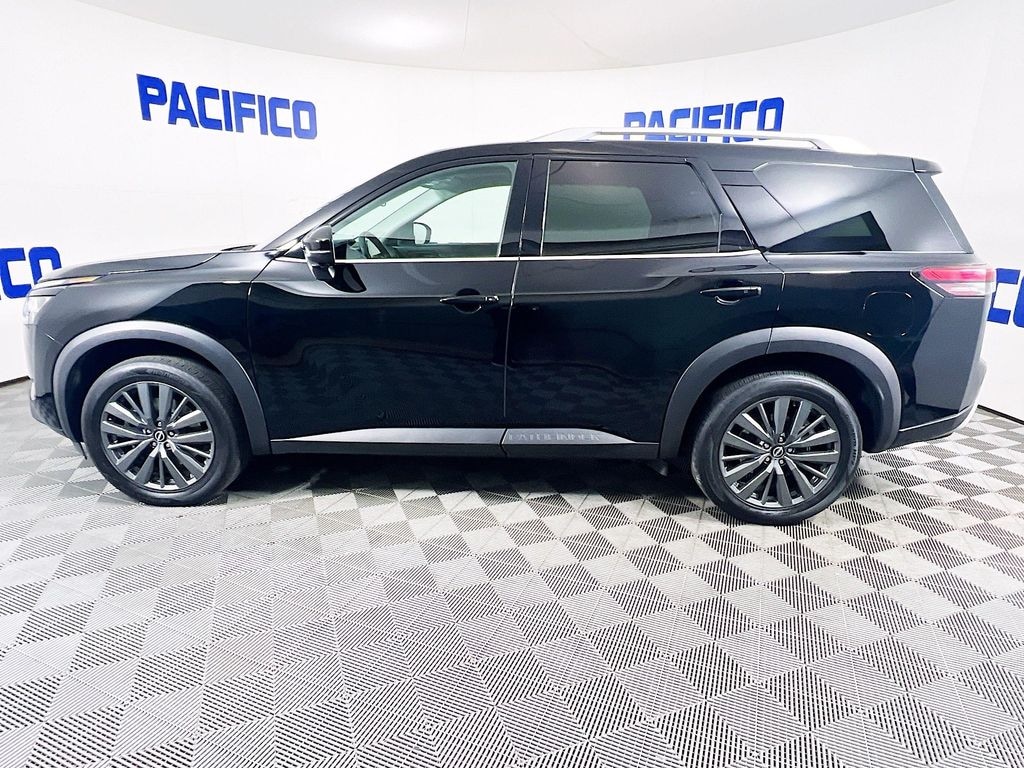 Certified 2024 Nissan Pathfinder SL SUV