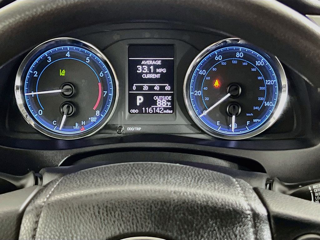 2017 Toyota Corolla LE - Photo 15