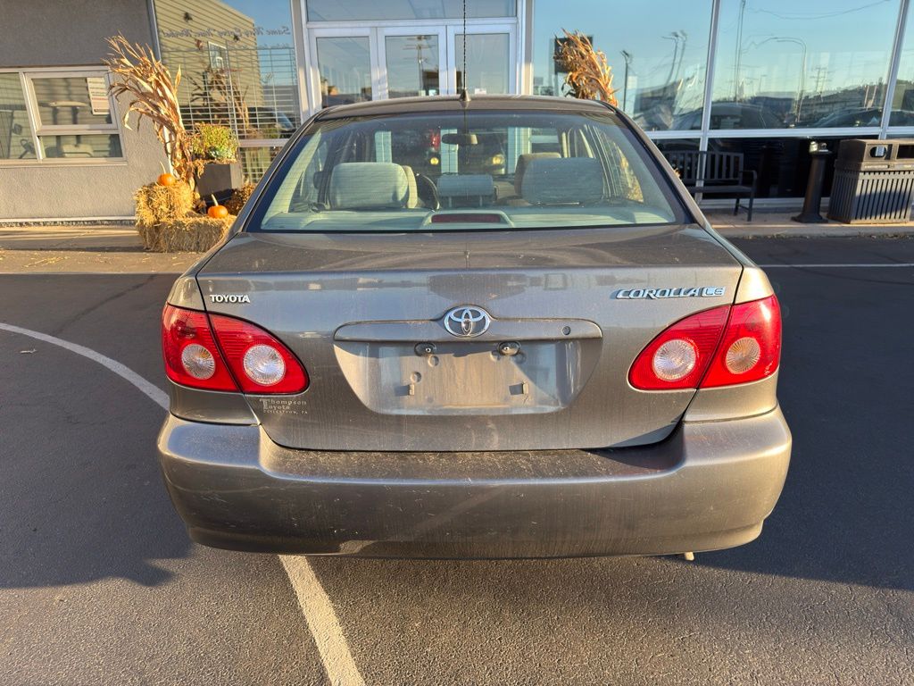2006 Toyota Corolla CE photo 3