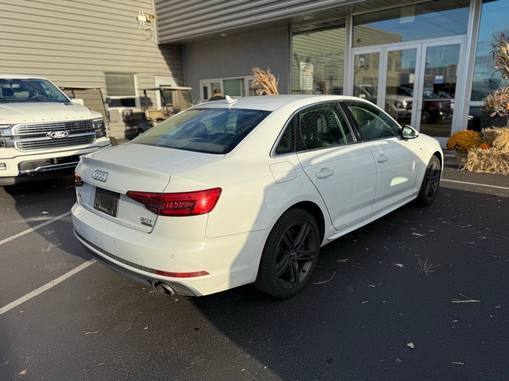 2017 Audi A4 2.0T Premium Plus photo 2