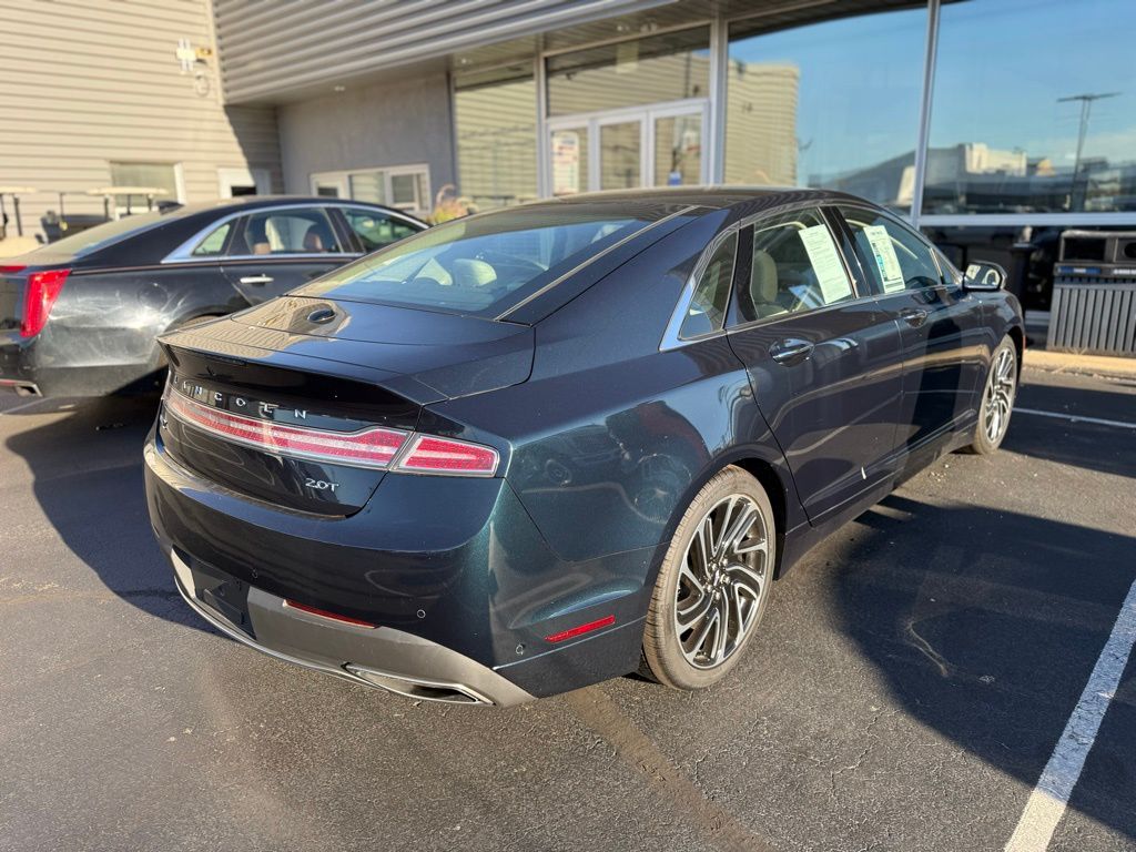 2020 Lincoln MKZ Reserve photo 2