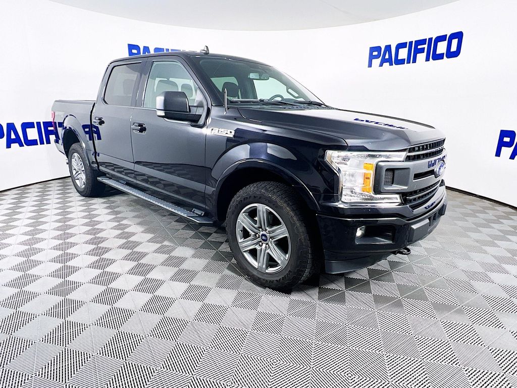 2019 Ford F-150 XLT photo 2