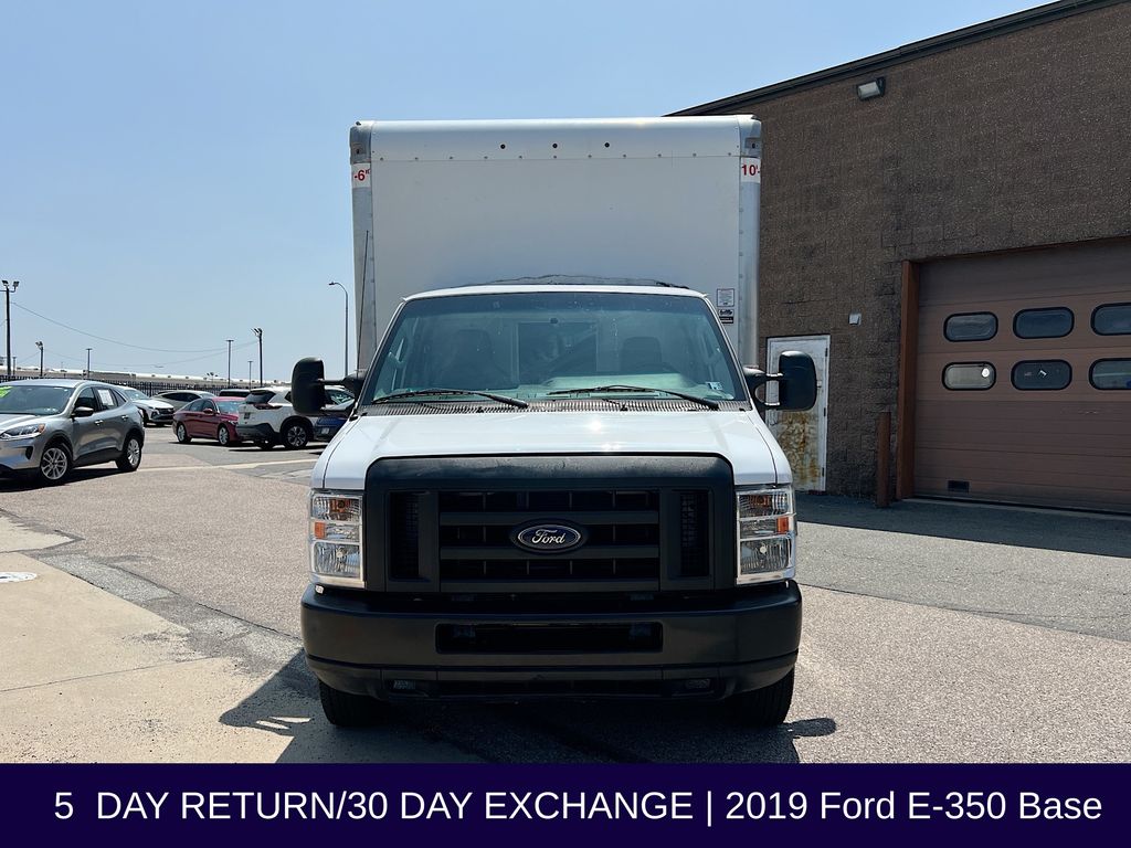 2019 Ford E-350 Base photo 3