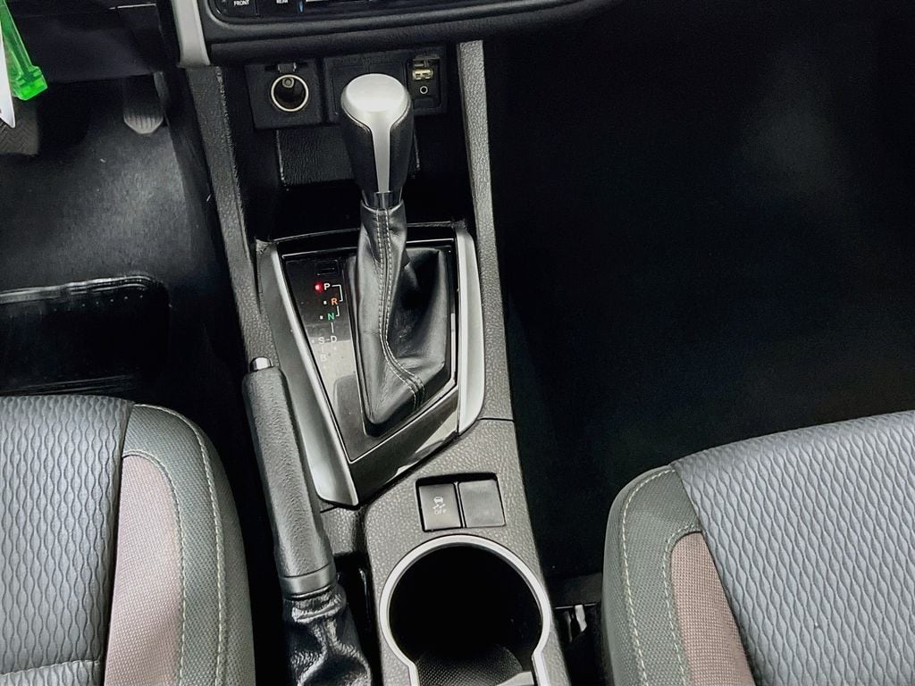 2017 Toyota Corolla LE - Photo 20
