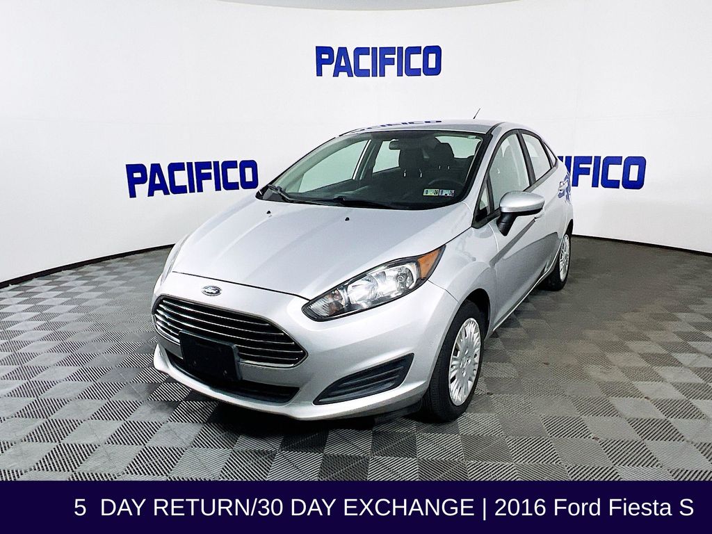 2016 Ford Fiesta S photo 3