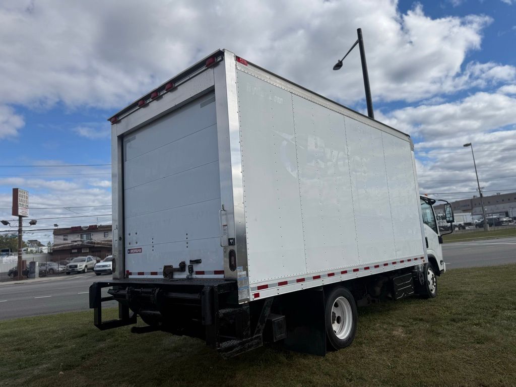 2019 Isuzu NPR photo 3