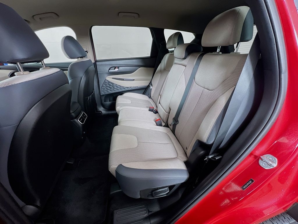 2023 Hyundai Santa Fe SE - Photo 21