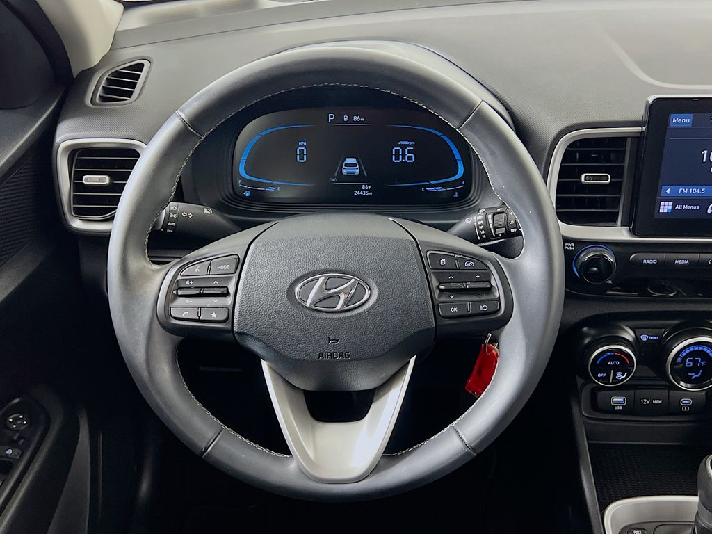 2023 Hyundai Venue SEL - Photo 12