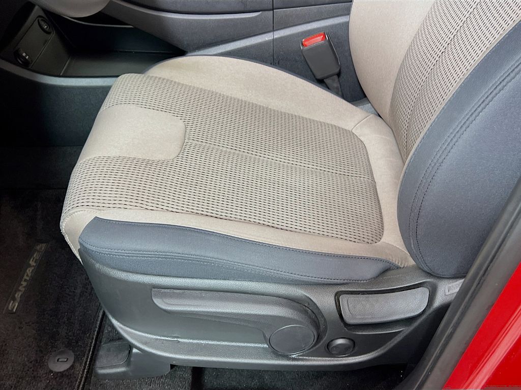2023 Hyundai Santa Fe SE - Photo 20