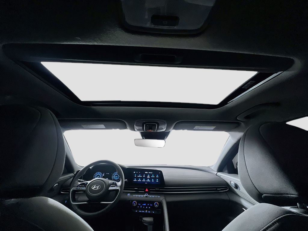 2024 Hyundai Elantra SEL - Photo 33
