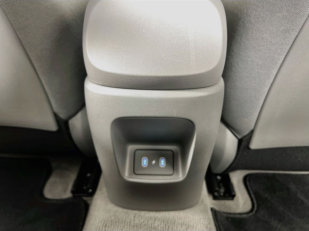 2024 Hyundai Elantra SEL - Photo 30