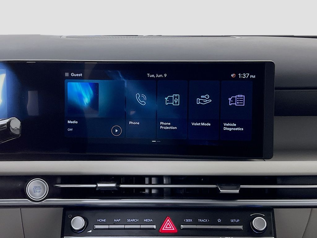 2025 Hyundai Tucson SE - Photo 14
