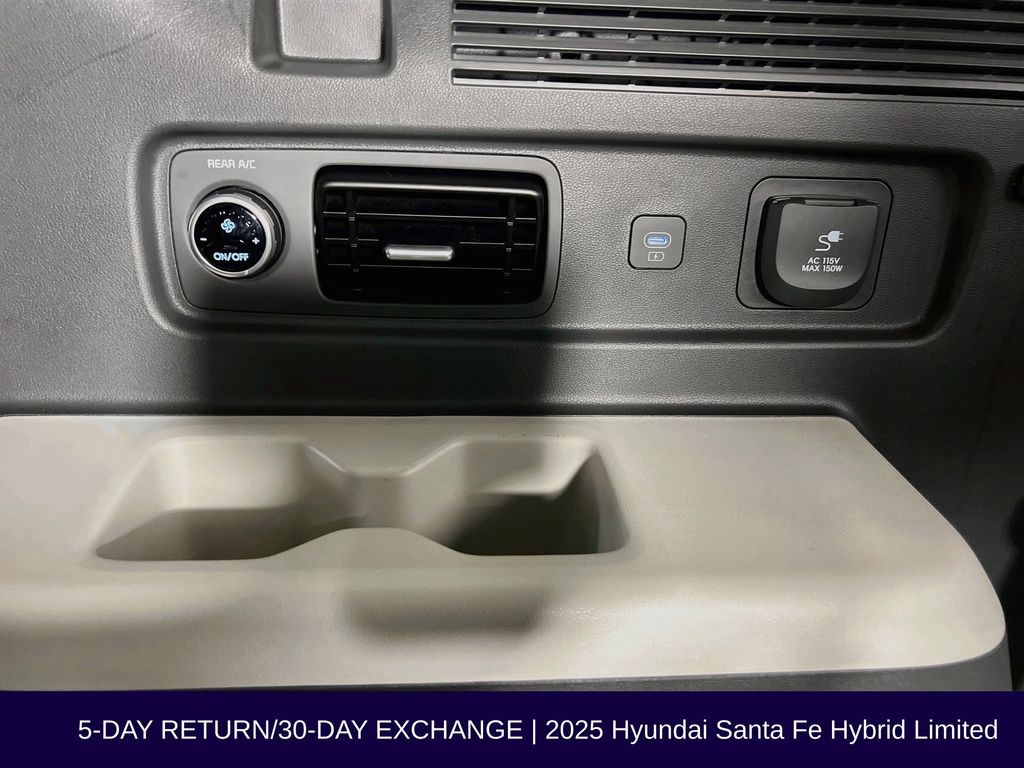 2025 Hyundai Santa Fe Limited - Photo 40