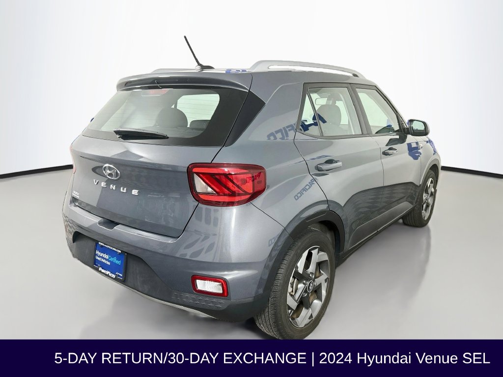 2024 Hyundai Venue SEL - Photo 8