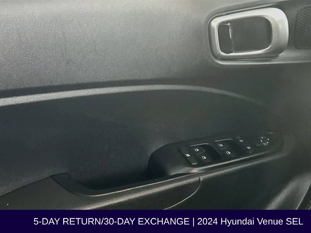 2024 Hyundai Venue SEL - Photo 24
