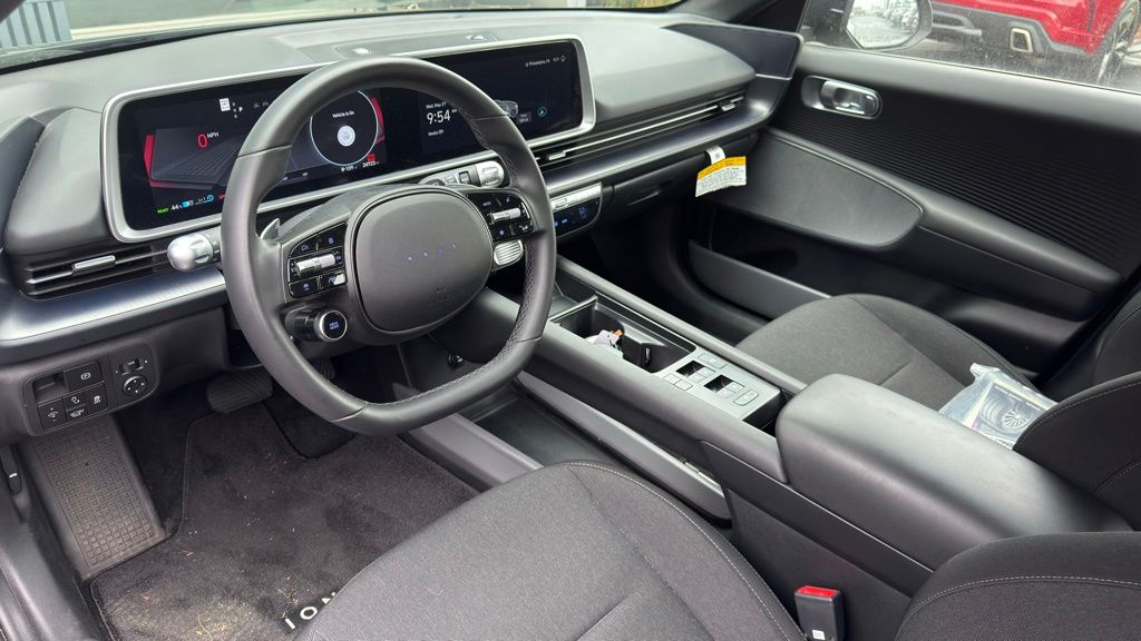 2024 Hyundai IONIQ 6 SE - Photo 9