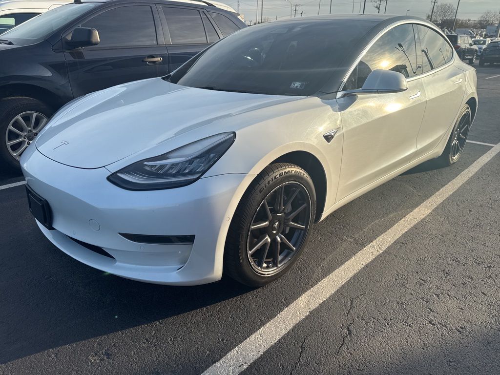2019 Tesla Model 3 photo 3