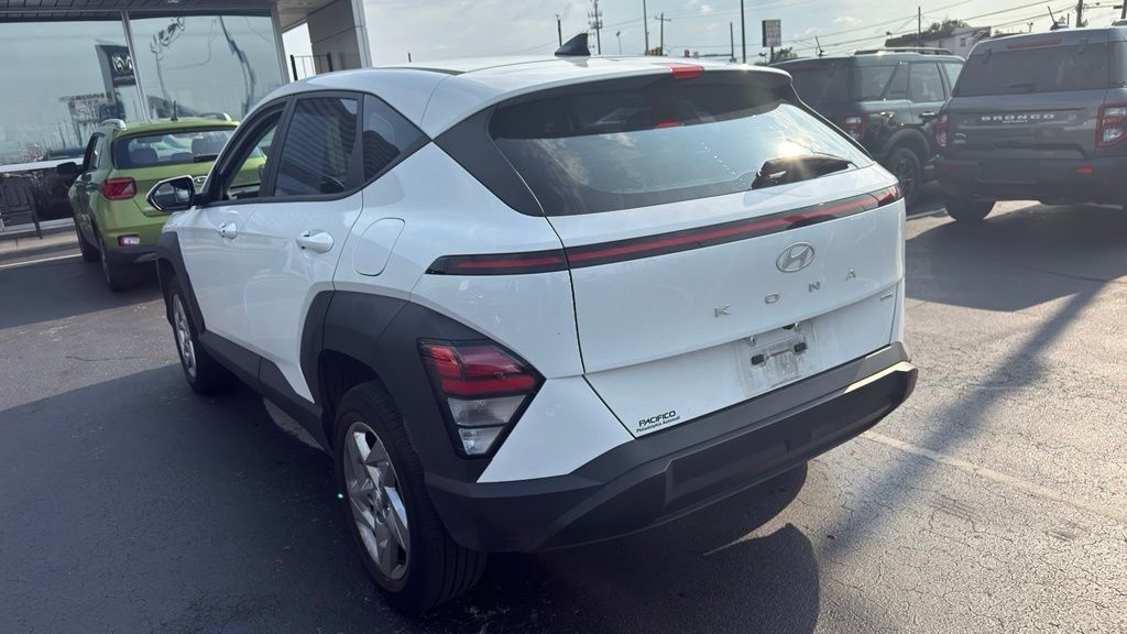 2024 Hyundai Kona SE - Photo 7
