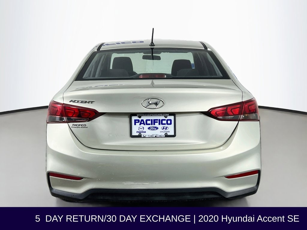 2020 Hyundai Accent SE - Photo 7