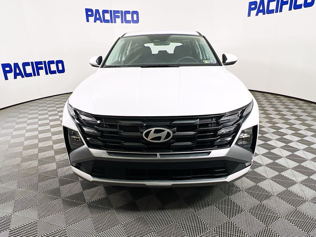 2025 Hyundai Tucson SE photo 2
