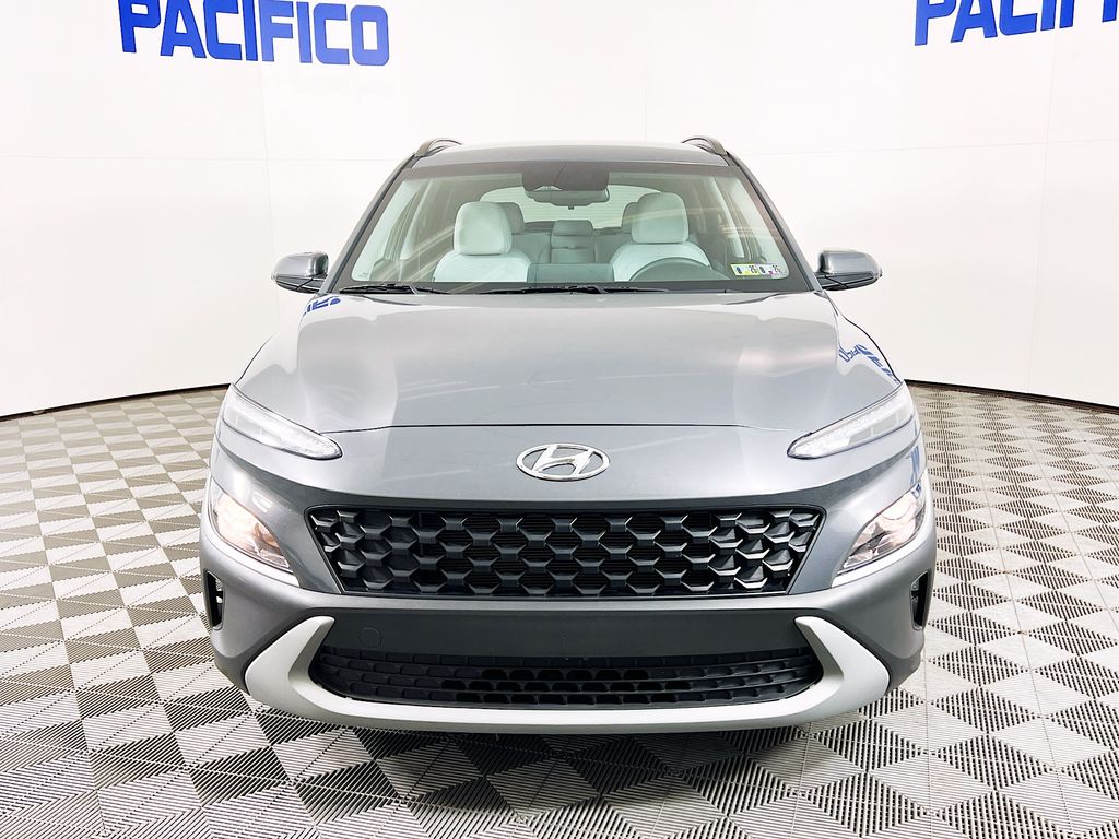 2023 Hyundai Kona SEL photo 3