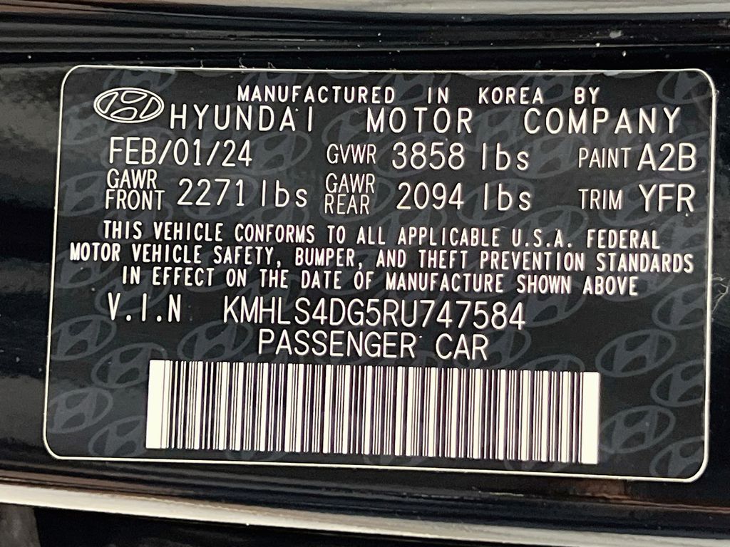 2024 Hyundai Elantra SEL - Photo 32
