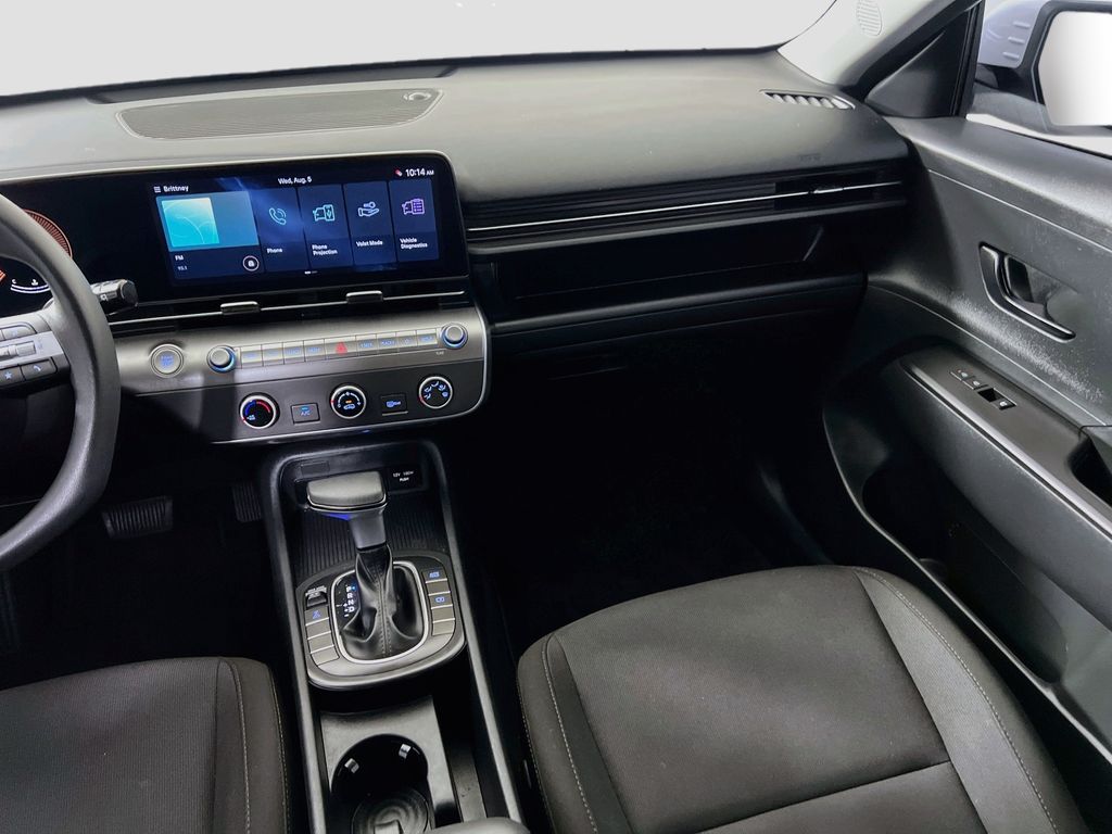 2024 Hyundai Kona SE - Photo 23