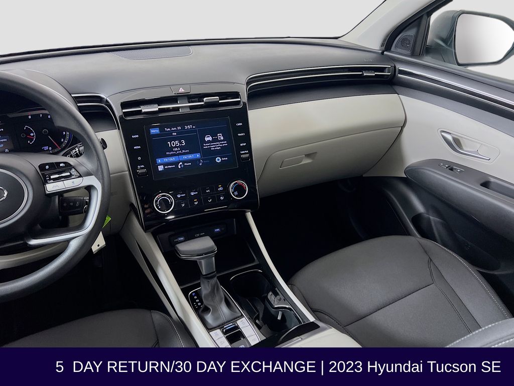 2023 Hyundai Tucson SE - Photo 28