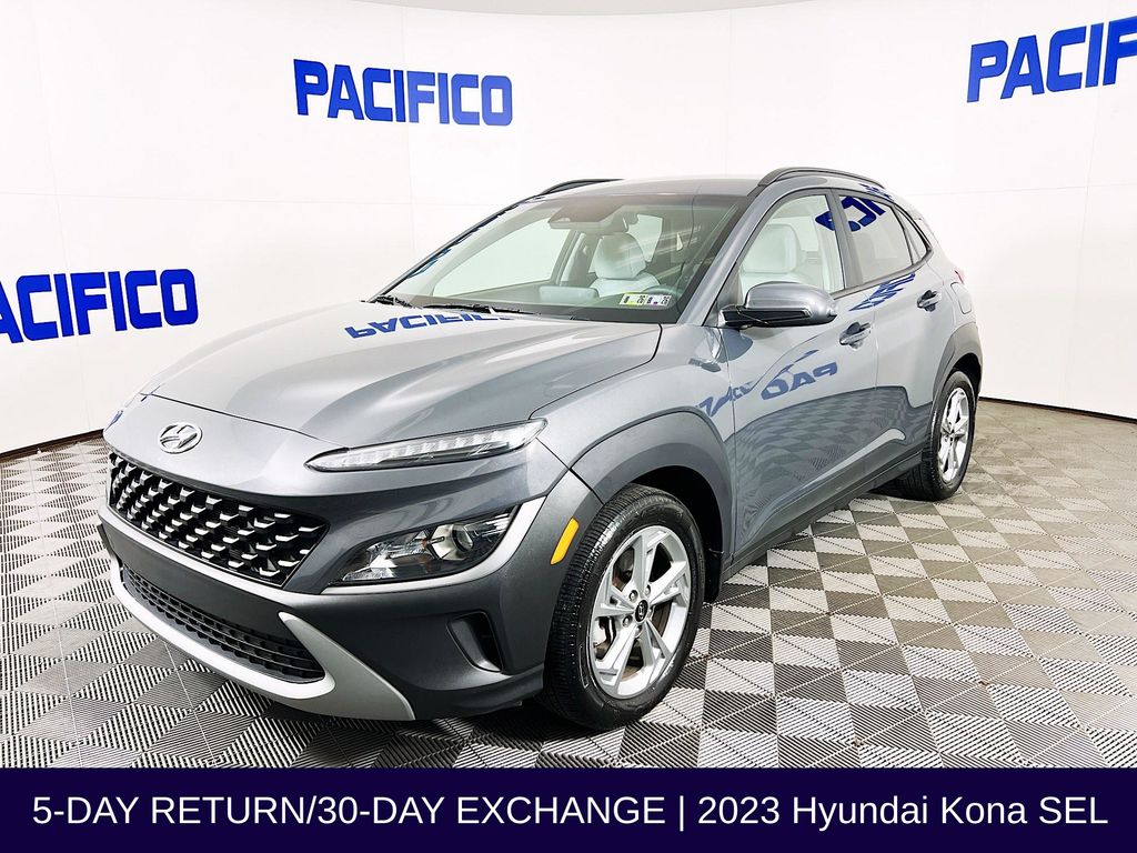 2023 Hyundai Kona SEL photo 3