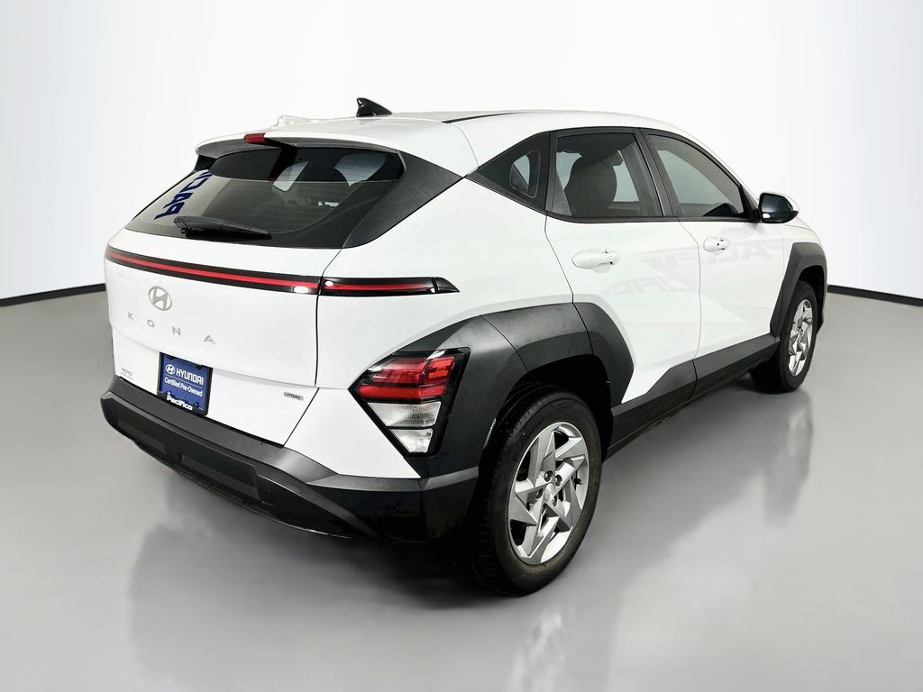 2024 Hyundai Kona SE - Photo 7
