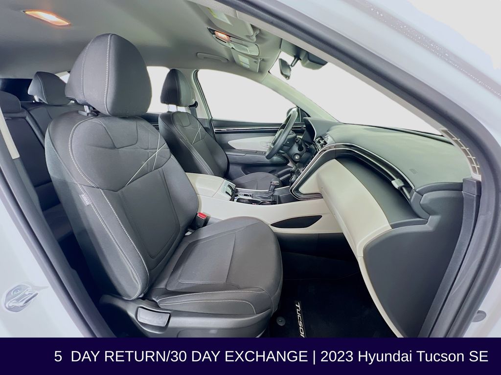 2023 Hyundai Tucson SE - Photo 31