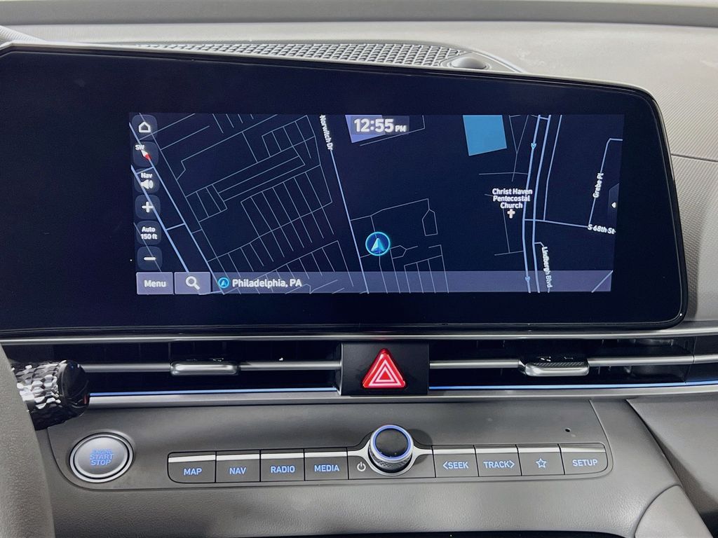 2024 Hyundai Elantra SEL - Photo 13