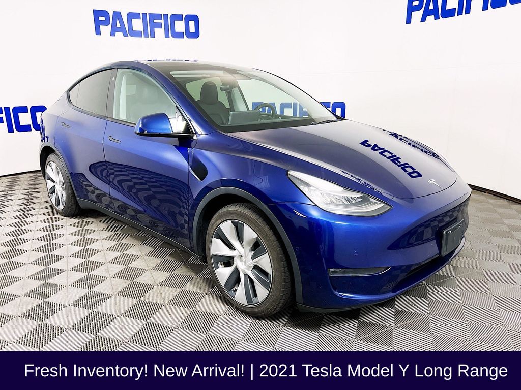 2021 Tesla Model Y Long Range Dual Motor All-Wheel Drive's photo