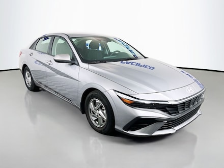 2026 Hyundai Elantra SE Sedan