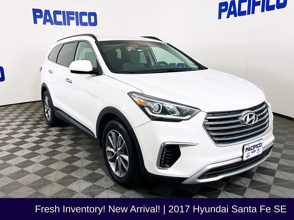 Used 2017 Hyundai Santa Fe SE SUV