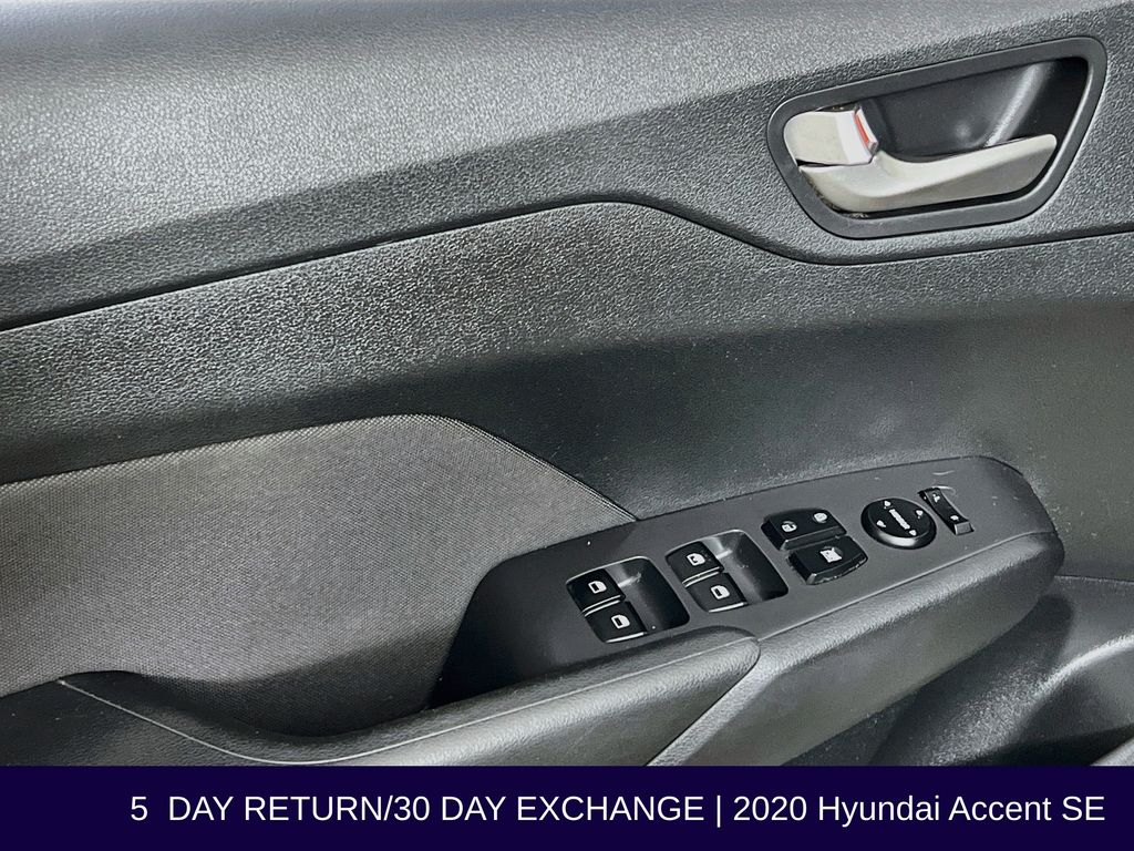 2020 Hyundai Accent SE - Photo 22