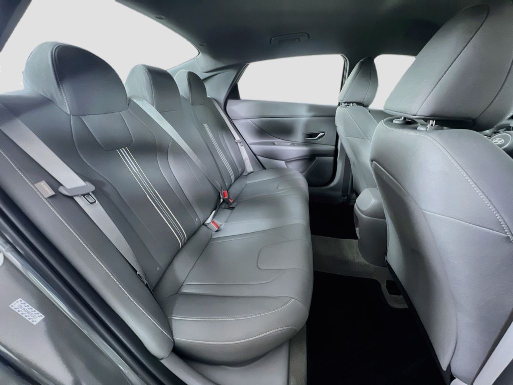 2024 Hyundai Elantra SEL - Photo 23