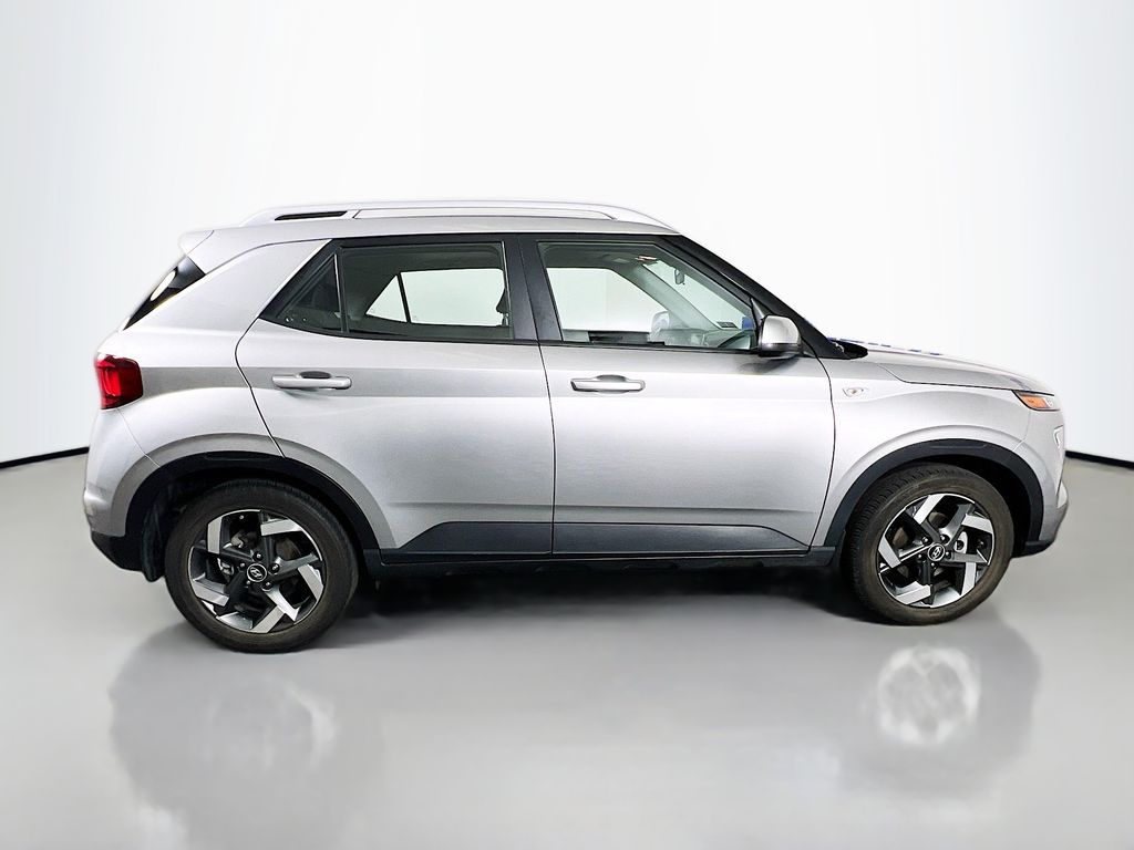 2023 Hyundai Venue SEL - Photo 8