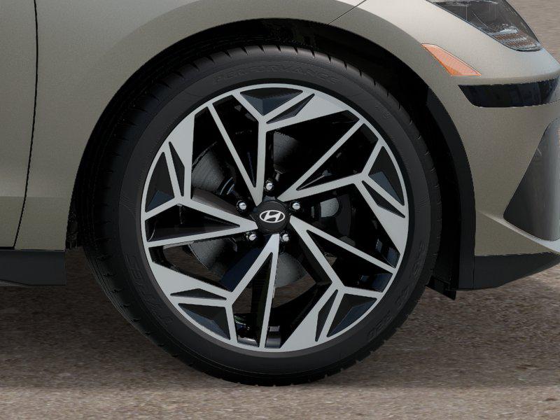2025 Hyundai IONIQ 6 SEL - Photo 8