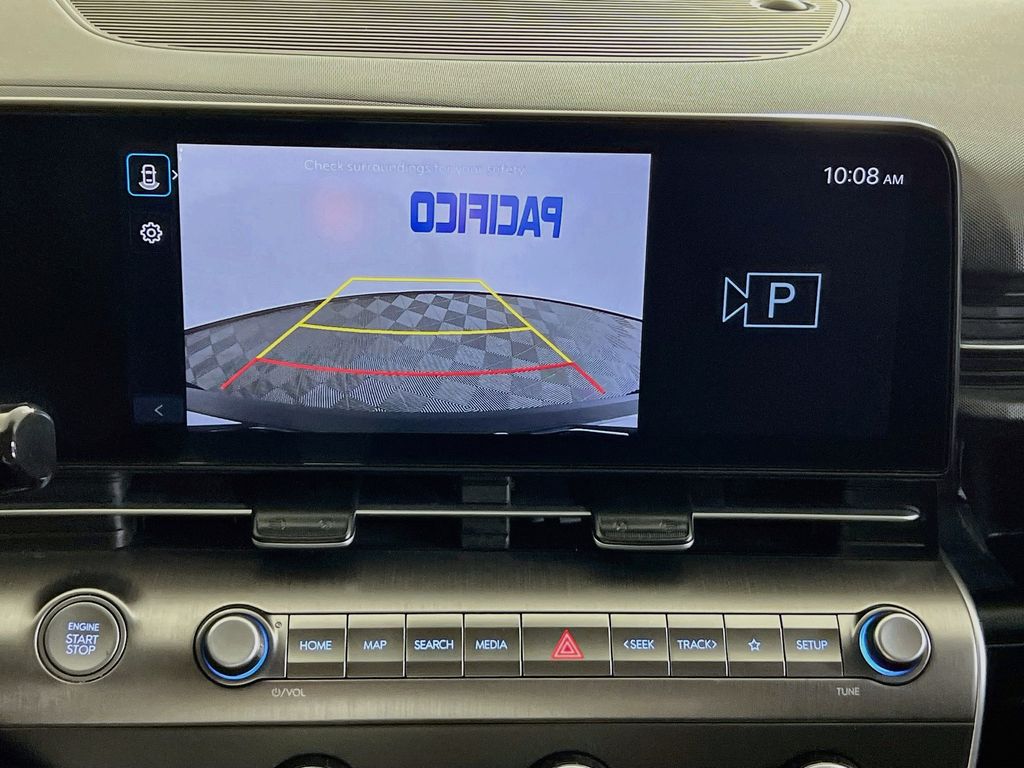 2024 Hyundai Kona SE - Photo 16