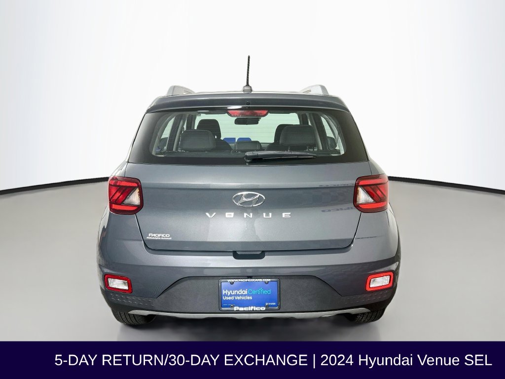 2024 Hyundai Venue SEL - Photo 7