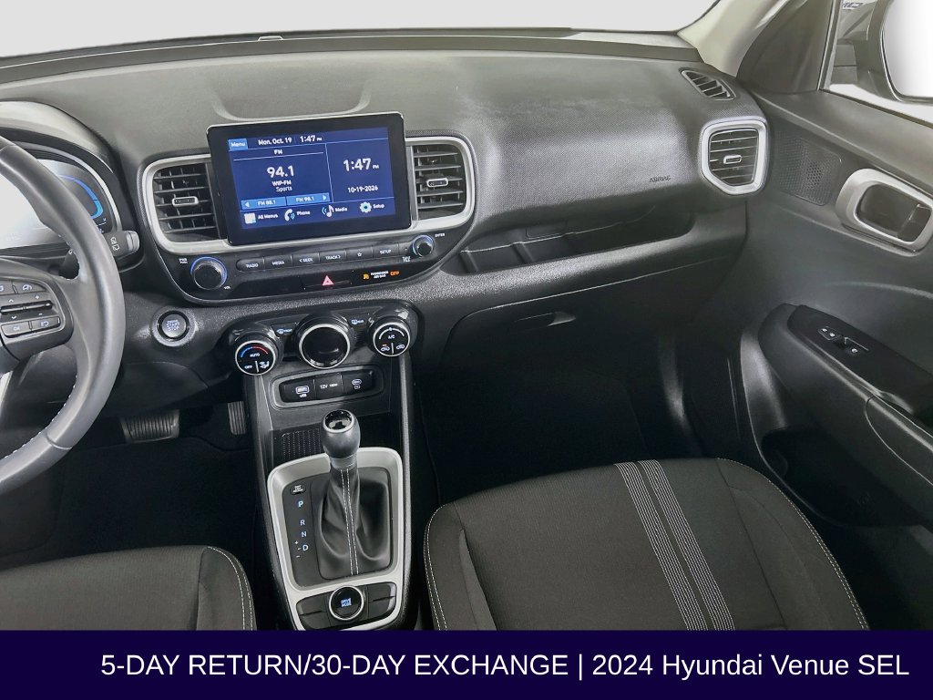 2024 Hyundai Venue SEL - Photo 28