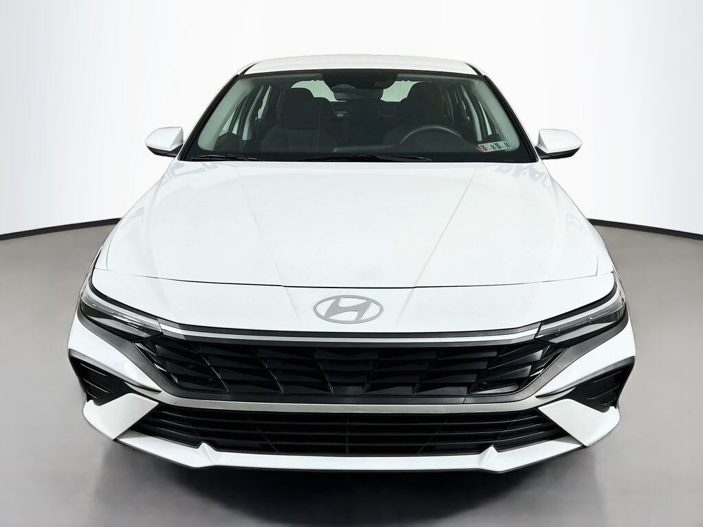 Certified 2026 Hyundai Elantra SE Sedan