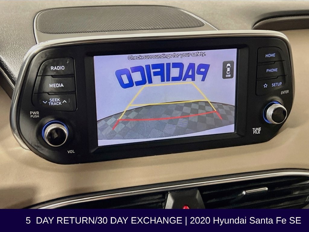 2020 Hyundai Santa Fe SE - Photo 19