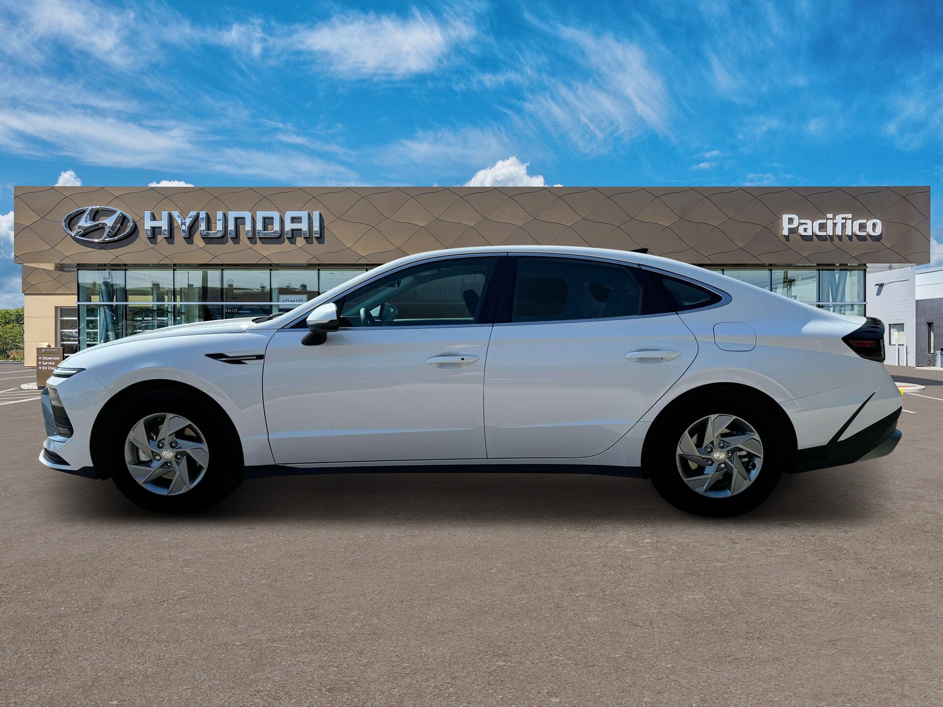2025 Hyundai Sonata SE photo 3