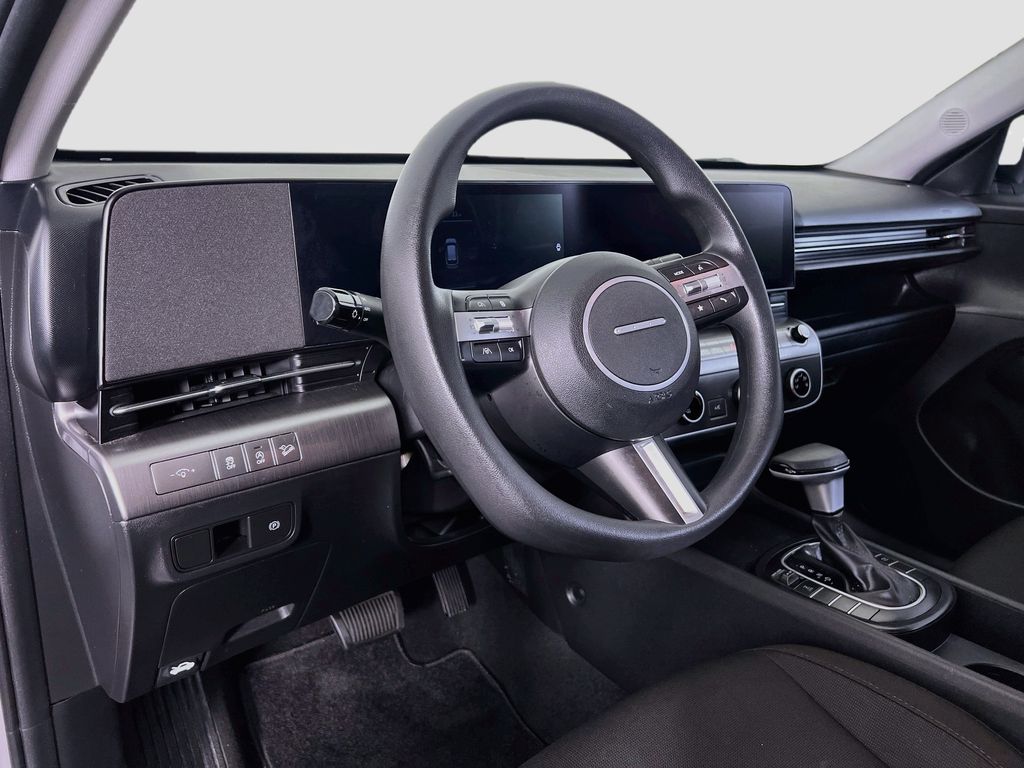 2024 Hyundai Kona SE - Photo 9