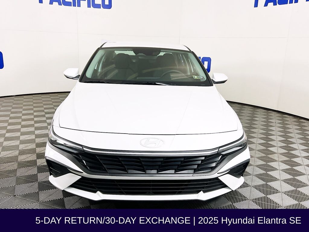 Used 2025 Hyundai Elantra SE Sedan